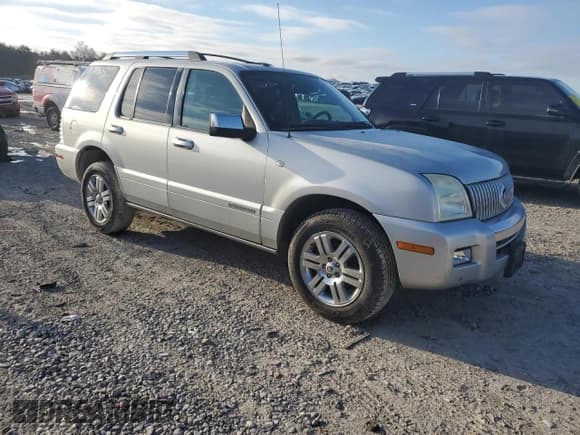 ✅ 2009 Mercury Mountaineer Premier • VIN: 4M2EU38E39UJ02713 • Lot: 89241815. Wystawiony na Copart z przebiegiem 262 557 mil. Bezpłatny archiwum sprzedaży aukcyjnych z USA i szczegółowy raport historii pojazdu na DreamBid. Zdjęcie 4.