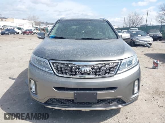 ✅ 2014 Kia Sorento SX Limited • VIN: 5XYKWDA77EG433116 • Lot: 41919272. Wystawiony na IAAI z przebiegiem 111 405 mil. Bezpłatny archiwum sprzedaży aukcyjnych z USA i szczegółowy raport historii pojazdu na DreamBid. Zdjęcie 11.