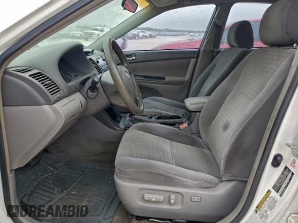 ✅ 2006 Toyota Camry LE • VIN: 4T1BE32KX6U709977 • Лот: 93854785. Опубликован ранее на Copart с пробегом Не указан. Бесплатный доступ к архиву аукционных продаж из США и подробный отчёт об истории автомобиля на DreamBid. Изображение 7.