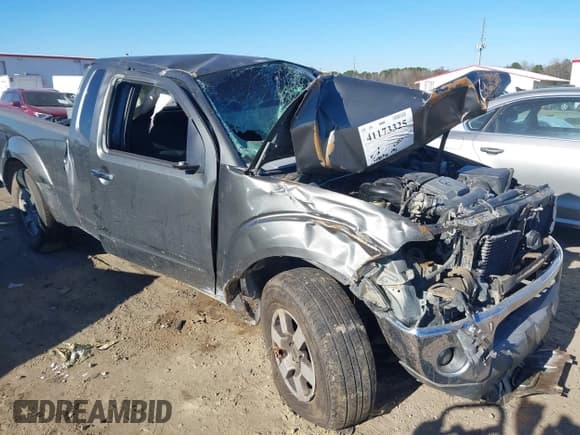 ✅ 2005 Nissan Frontier Nismo • VIN: 1N6AD06U05C457607 • Lot: 41173325. Wystawiony na IAAI z przebiegiem 200 916 mil. Bezpłatny archiwum sprzedaży aukcyjnych z USA i szczegółowy raport historii pojazdu na DreamBid. Zdjęcie 1.