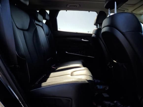 ✅ 2022 Hyundai Santa Fe SEL • VIN: 5NMS3DAJ5NH383696 • Лот: 38984274. Опубликован ранее на Copart с пробегом 33 950 миль. Бесплатный доступ к архиву аукционных продаж из США и подробный отчёт об истории автомобиля на DreamBid. Изображение 10.