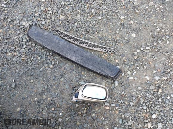 ✅ 2004 Toyota Camry LE • VIN: JTDBF30K240157853 • Лот: 43609826. Опубликован ранее на IAAI с пробегом 117 806 миль. Бесплатный доступ к архиву аукционных продаж из США и подробный отчёт об истории автомобиля на DreamBid. Изображение 12.