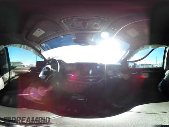 ✅ 2024 Chevrolet Silverado 1500 • VIN: 1GCPADE80RZ216828 • Lot: 43562665. Listed on IAAI with 42,479 mi. Free auction sales archive from the USA and detailed vehicle history report at DreamBid. Image 19.