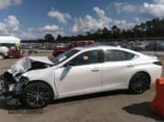 ✅ 2025 Lexus ES 300h • VIN: 58ADA1C15SU054564 • Lot: 43008422. Listed on IAAI with 15,465 mi. Free auction sales archive from the USA and detailed vehicle history report at DreamBid. Image 14.