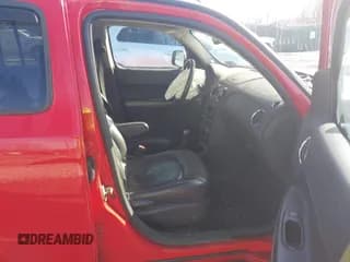 ✅ 2011 Chevrolet HHR 2LT • VIN: 3GNBACFU6BS525570 • Lot: 41441162. Listed on IAAI with 160,835 mi. Free auction sales archive from the USA and detailed vehicle history report at DreamBid. Image 5.