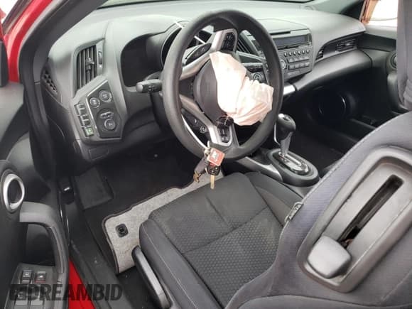 ✅ 2015 Honda CR-Z • VIN: JHMZF1D43FS000174 • Lot: 51100715. Listed on Copart with Not provided. Free auction sales archive from the USA and detailed vehicle history report at DreamBid. Image 8.