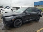 ✅ 2025 Lincoln Corsair Premiere • VIN: 5LMCJ1DA5SUL14797 • Lot: 68508615. Wystawiony na Copart z przebiegiem 976 mil. Bezpłatny archiwum sprzedaży aukcyjnych z USA i szczegółowy raport historii pojazdu na DreamBid. Zdjęcie 1.