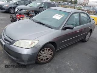 ✅ 2005 Honda Civic LX • VIN: 2HGES16575H542189 • Lot: 43651495. Wystawiony na IAAI z przebiegiem 229 524 mil. Bezpłatny archiwum sprzedaży aukcyjnych z USA i szczegółowy raport historii pojazdu na DreamBid. Zdjęcie 2.
