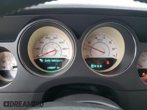 ✅ 2013 Dodge Challenger Rallye Redline • VIN: 2C3CDYAGXDH693757 • Lot: 86761394. Wystawiony na Copart z przebiegiem 143 097 mil. Bezpłatny archiwum sprzedaży aukcyjnych z USA i szczegółowy raport historii pojazdu na DreamBid. Zdjęcie 9.