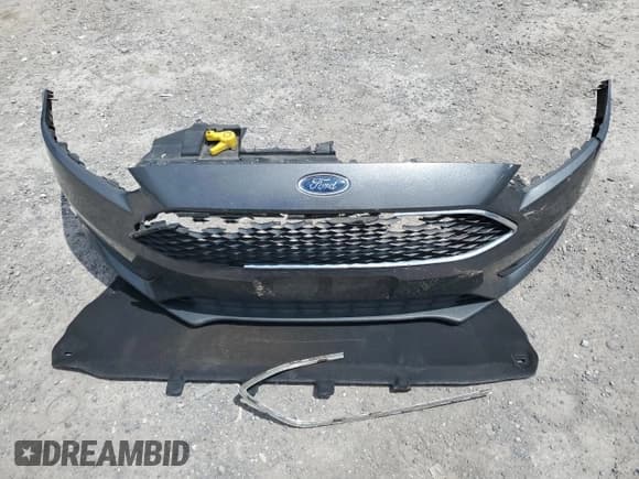 ✅ 2017 Ford Focus SE • VIN: 1FADP3F2XHL201380 • Lot: 56942815. Listed on Copart with 136,169 mi. Free auction sales archive from the USA and detailed vehicle history report at DreamBid. Image 12.