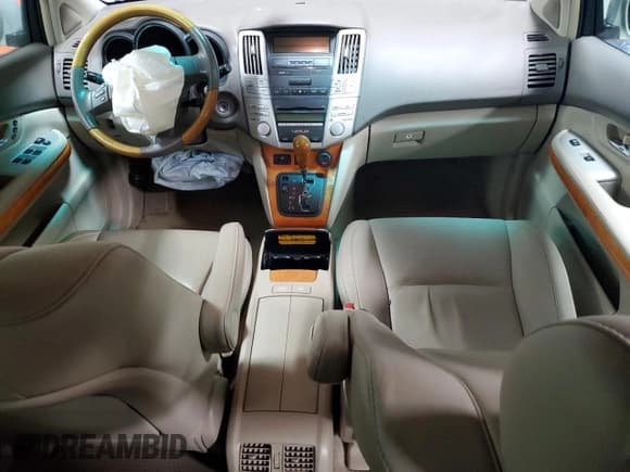 ✅ 2007 Lexus RX 350 • VIN: 2T2HK31U47C010915 • Lot: 92328875. Wystawiony na Copart z przebiegiem 116 393 mil. Bezpłatny archiwum sprzedaży aukcyjnych z USA i szczegółowy raport historii pojazdu na DreamBid. Zdjęcie 8.