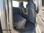 ✅ 2022 Nissan Frontier S • VIN: 1N6ED1EJXNN639303 • Лот: 64263255. Опубликован ранее на Copart с пробегом 80 402 миль. Бесплатный доступ к архиву аукционных продаж из США и подробный отчёт об истории автомобиля на DreamBid. Изображение 10.