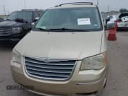 ✅ 2010 Chrysler Town & Country Limited • VIN: 2A4RR7DX5AR361352 • Lot: 39364282. Wystawiony na IAAI z przebiegiem 98 942 mil. Bezpłatny archiwum sprzedaży aukcyjnych z USA i szczegółowy raport historii pojazdu na DreamBid. Zdjęcie 6.