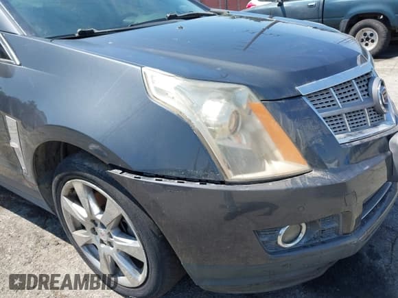 ✅ 2010 Cadillac SRX Premium Collection • VIN: 3GYFNCEY1AS652920 • Lot: 42795496. Listed on IAAI with 185,086 mi. Free auction sales archive from the USA and detailed vehicle history report at DreamBid. Image 12.
