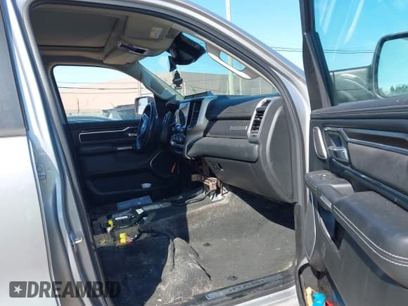 ✅ 2022 Ram 1500 Laramie • VIN: 1C6SRFJT7NN380272 • Лот: 43219073. Опубликован ранее на IAAI с пробегом 33 517 миль. Бесплатный доступ к архиву аукционных продаж из США и подробный отчёт об истории автомобиля на DreamBid. Изображение 5.