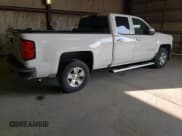 ✅ 2018 Chevrolet Silverado 1500 LT • VIN: 1GCRCREH5JZ279217 • Лот: 70867664. Опубликован ранее на Copart с пробегом 122 920 миль. Бесплатный доступ к архиву аукционных продаж из США и подробный отчёт об истории автомобиля на DreamBid. Изображение 3.