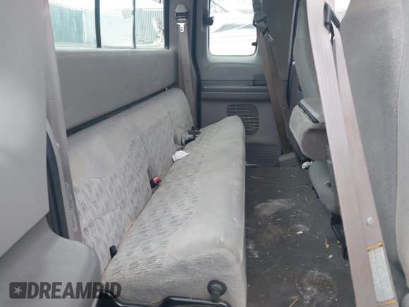 ✅ 1999 Ford F-250 XL • VIN: 1FTNX21L1XED96507 • Lot: 41614080. Listed on IAAI with 182,627 mi. Free auction sales archive from the USA and detailed vehicle history report at DreamBid. Image 8.