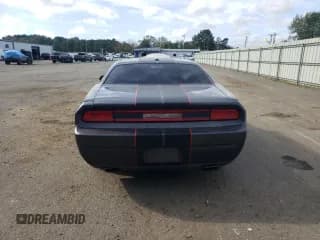 ✅ 2013 Dodge Challenger Rallye Redline • VIN: 2C3CDYAG9DH578969 • Lot: 81826394. Wystawiony na Copart z przebiegiem 139 272 mil. Bezpłatny archiwum sprzedaży aukcyjnych z USA i szczegółowy raport historii pojazdu na DreamBid. Zdjęcie 6.