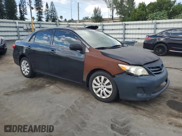 ✅ 2013 Toyota Corolla LE • VIN: 2T1BU4EE7DC993937 • Lot: 93090265. Listed on Copart with 91,919 mi. Free auction sales archive from the USA and detailed vehicle history report at DreamBid. Image 4.