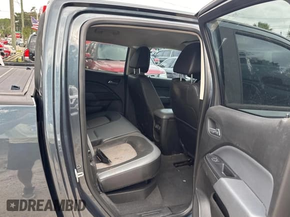 ✅ 2019 Chevrolet Colorado 2WD Z71 • VIN: 1GCGSDEN9K1120171 • Лот: 78436654. Опубликован ранее на Copart с пробегом 59 108 миль. Бесплатный доступ к архиву аукционных продаж из США и подробный отчёт об истории автомобиля на DreamBid. Изображение 6.