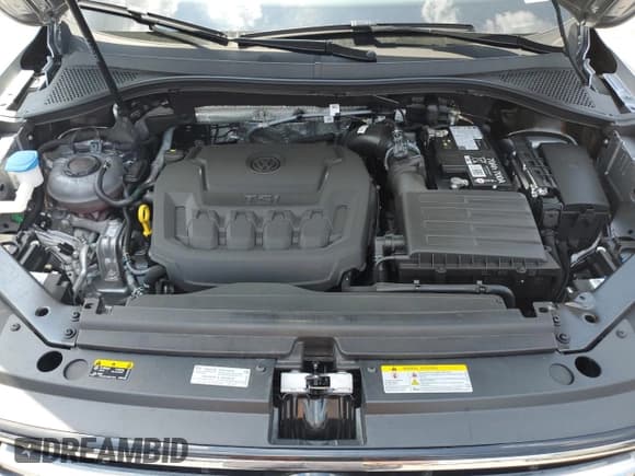 ✅ 2024 Volkswagen Tiguan S • VIN: 3VVRB7AX0RM231210 • Лот: 69077045. Опубликован ранее на Copart с пробегом 6 802 миль. Бесплатный доступ к архиву аукционных продаж из США и подробный отчёт об истории автомобиля на DreamBid. Изображение 11.