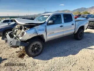 ✅ 2006 Toyota Tacoma • VIN: 5TELU42N76Z261961 • Lot: 71726885. Wystawiony na Copart z przebiegiem 294 988 mil. Bezpłatny archiwum sprzedaży aukcyjnych z USA i szczegółowy raport historii pojazdu na DreamBid. Zdjęcie 1.