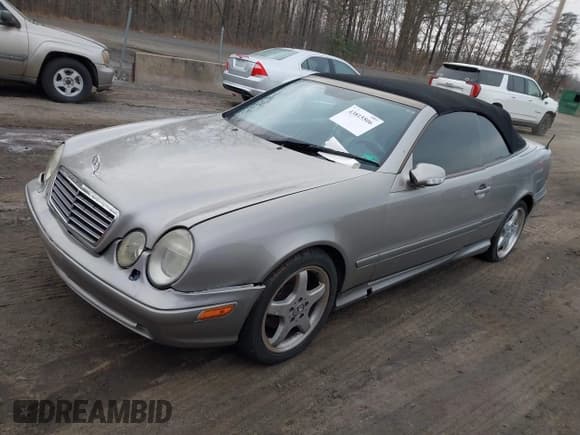 ✅ 2003 Mercedes-Benz CLK 430 • VIN: WDBLK70G13T137799 • Lot: 43815506. Listed on IAAI with Not provided. Free auction sales archive from the USA and detailed vehicle history report at DreamBid. Image 2.