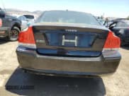✅ 2005 Volvo S60 • VIN: YV1RS612752426665 • Лот: 62089235. Опубликован ранее на Copart с пробегом 168 406 миль. Бесплатный доступ к архиву аукционных продаж из США и подробный отчёт об истории автомобиля на DreamBid. Изображение 6.
