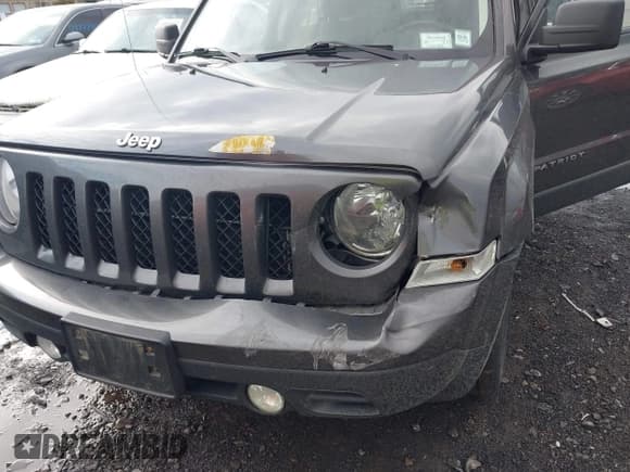 ✅ 2016 Jeep Patriot High Altitude • VIN: 1C4NJRFB5GD532153 • Lot: 43795596. Listed on IAAI with 167,514 mi. Free auction sales archive from the USA and detailed vehicle history report at DreamBid. Image 6.