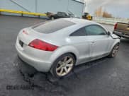 ✅ 2008 Audi TT 2.0T • VIN: TRUAF38J581001013 • Lot: 94963975. Wystawiony na Copart z przebiegiem 108 621 mil. Bezpłatny archiwum sprzedaży aukcyjnych z USA i szczegółowy raport historii pojazdu na DreamBid. Zdjęcie 3.