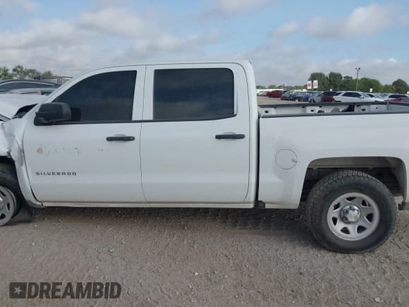 ✅ 2018 Chevrolet Silverado 1500 Work Truck • VIN: 3GCUKNEC1JG451480 • Лот: 42830012. Опубликован ранее на IAAI с пробегом 207 641 миль. Бесплатный доступ к архиву аукционных продаж из США и подробный отчёт об истории автомобиля на DreamBid. Изображение 13.