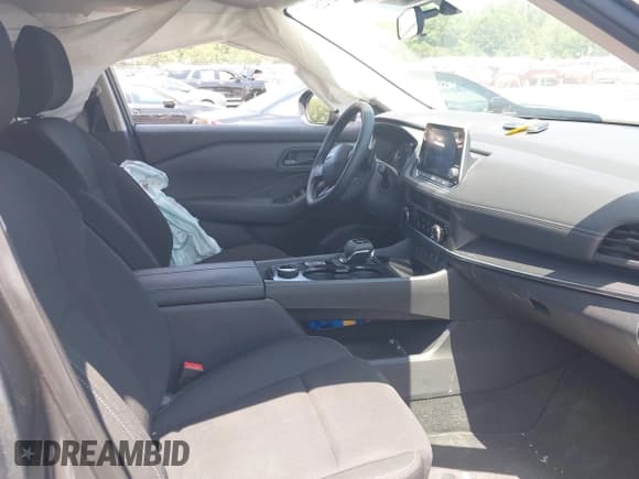 ✅ 2025 Nissan Rogue S • VIN: 5N1BT3AB6SC841349 • Lot: 42722570. Listed on IAAI with 1,430 mi. Free auction sales archive from the USA and detailed vehicle history report at DreamBid. Image 5.