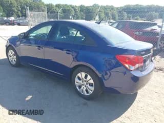 ✅ 2013 Chevrolet Cruze LS • VIN: 1G1PA5SH7D7185147 • Lot: 43296228. Listed on IAAI with 127,952 mi. Free auction sales archive from the USA and detailed vehicle history report at DreamBid. Image 3.