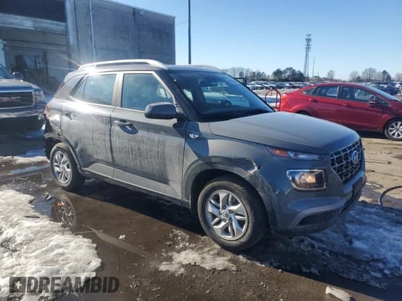 ✅ 2020 Hyundai Venue Denim • VIN: KMHRC8A3XLU015992 • Lot: 88088565. Listed on Copart with 64,128 mi. Free auction sales archive from the USA and detailed vehicle history report at DreamBid. Image 4.