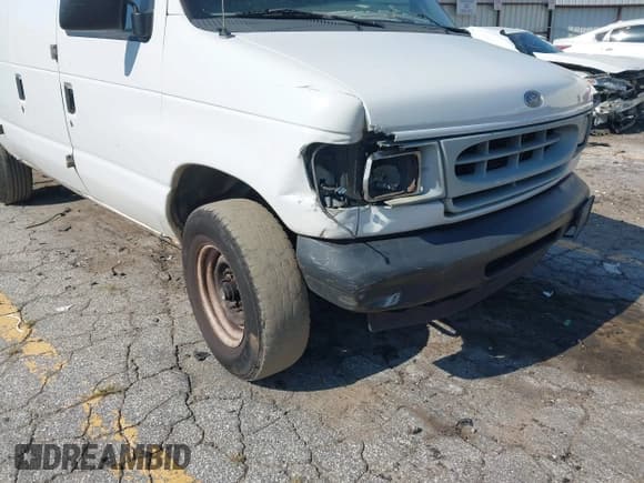 ✅ 2002 Ford Econoline Cargo Commercial • VIN: 1FTSE34L12HB06624 • Lot: 43004633. Listed on IAAI with 199,587 mi. Free auction sales archive from the USA and detailed vehicle history report at DreamBid. Image 6.