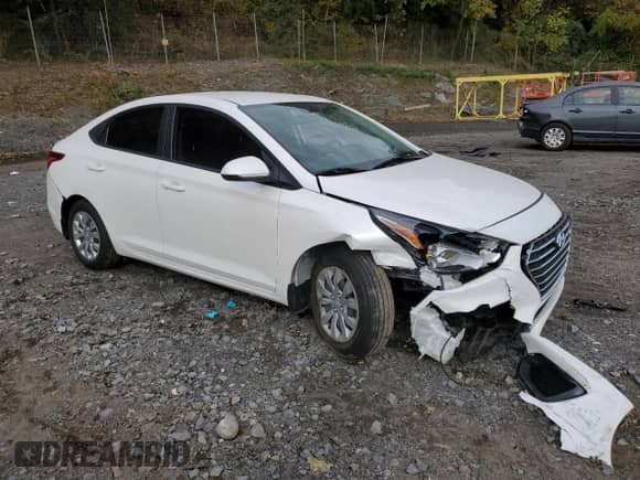2020 Hyundai Accent SE z VIN 3KPC24A62LE094220, wystawiony jako Copart lot #72932453 z przebiegiem 41 375 mil mil oraz . Historia ofert i sprzedaży dostępna na DreamBid. Obrazek 4.