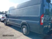 ✅ 2020 Ram ProMaster Cargo • VIN: 3C6URVJG8LE117330 • Lot: 43180090. Wystawiony na IAAI z przebiegiem 110 119 mil. Bezpłatny archiwum sprzedaży aukcyjnych z USA i szczegółowy raport historii pojazdu na DreamBid. Zdjęcie 18.