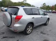 ✅ 2006 Toyota RAV4 • VIN: JTMBD33V765045471 • Lot: 43301041. Wystawiony na IAAI z przebiegiem 164 153 mil. Bezpłatny archiwum sprzedaży aukcyjnych z USA i szczegółowy raport historii pojazdu na DreamBid. Zdjęcie 4.