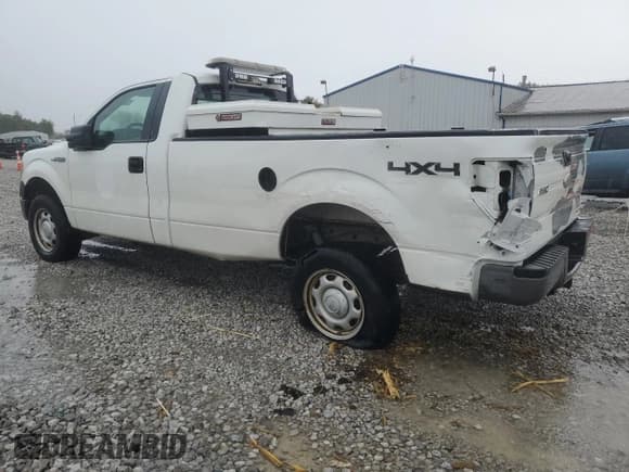 ✅ 2011 Ford F-150 XL • VIN: 1FTMF1EM0BKD92695 • Lot: 85693775. Listed on Copart with 54,818 mi. Free auction sales archive from the USA and detailed vehicle history report at DreamBid. Image 2.