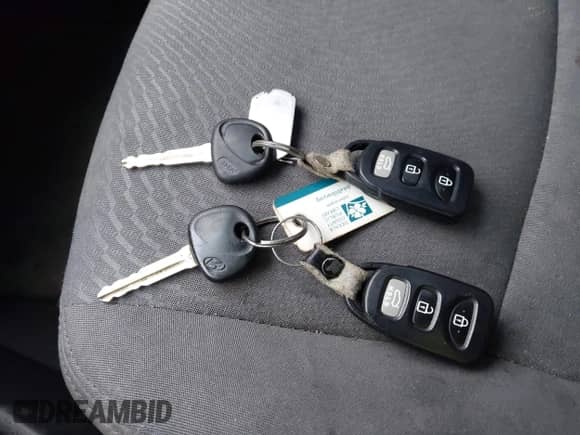 2015 Hyundai Elantra SE с VIN 5NPDH4AE4FH606148, выставлен на аукционе IAAI как лот 43553112 с пробегом 141 357 миль миль и . История ставок и продаж доступна на DreamBid. Изображение 11.