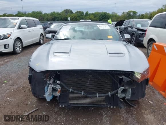 ✅ 2020 Ford Mustang EcoBoost Premium • VIN: 1FATP8UH3L5113591 • Lot: 43277727. Wystawiony na IAAI z przebiegiem 203 564 mil. Bezpłatny archiwum sprzedaży aukcyjnych z USA i szczegółowy raport historii pojazdu na DreamBid. Zdjęcie 12.