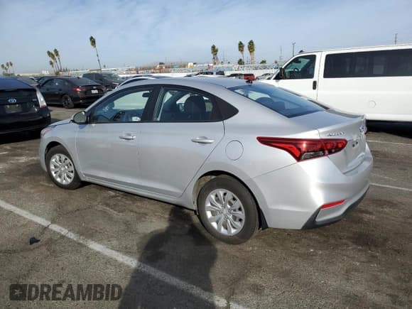 ✅ 2020 Hyundai Accent SE • VIN: 3KPC24A63LE126723 • Лот: 79144534. Опубликован ранее на Copart с пробегом 62 406 миль. Бесплатный доступ к архиву аукционных продаж из США и подробный отчёт об истории автомобиля на DreamBid. Изображение 2.