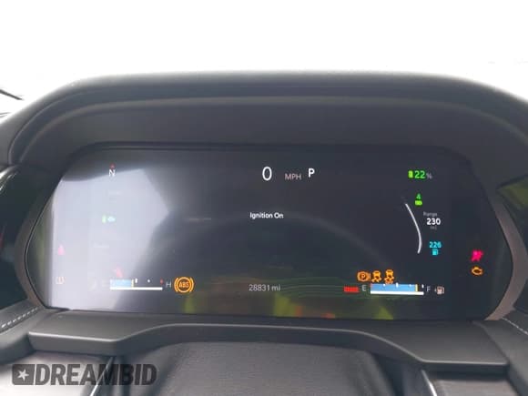 ✅ 2022 Jeep Grand Cherokee • VIN: 1C4RJYB67N8761928 • Lot: 42248811. Listed on IAAI with 28,831 mi. Free auction sales archive from the USA and detailed vehicle history report at DreamBid. Image 7.