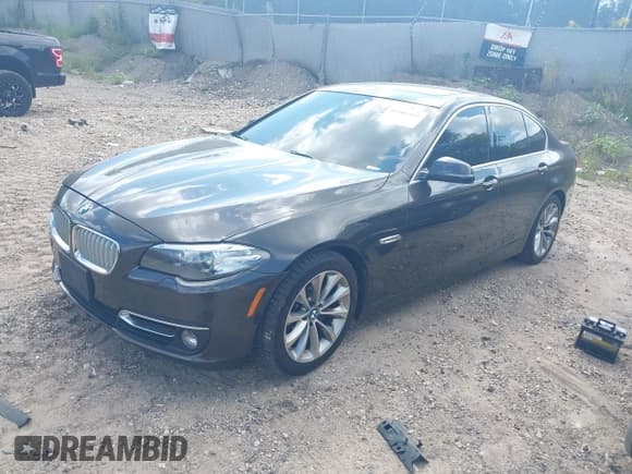 ✅ 2014 BMW 5 Series 528i xDrive • VIN: WBA5A7C56ED613837 • Лот: 43106483. Опубликован ранее на IAAI с пробегом 161 185 миль. Бесплатный доступ к архиву аукционных продаж из США и подробный отчёт об истории автомобиля на DreamBid. Изображение 17.