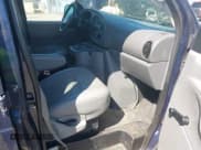 ✅ 2005 Ford Econoline Cargo • VIN: 1FTNE24W15HA14029 • Lot: 42701720. Wystawiony na IAAI z przebiegiem 73 278 mil. Bezpłatny archiwum sprzedaży aukcyjnych z USA i szczegółowy raport historii pojazdu na DreamBid. Zdjęcie 5.