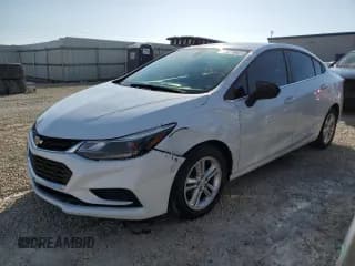 ✅ 2018 Chevrolet Cruze LT • VIN: 1G1BE5SM8J7154190 • Lot: 67681662. Listed on Copart with 102,005 mi. Free auction sales archive from the USA and detailed vehicle history report at DreamBid. Image 1.