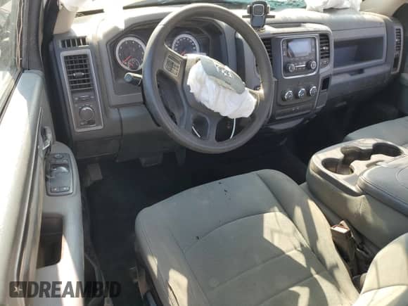 2015 Ram 1500 Tradesman with VIN 3C6JR6DG8FG651778, listed as a Copart auction lot 68686025 with 136,670 mi miles and Salvage title. Bid and sale history available at DreamBid. Image 8.