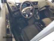 ✅ 2022 Ford Transit Connect XL • VIN: NM0LS7S2XN1520137 • Lot: 81121495. Wystawiony na Copart z przebiegiem 222 052 mil. Bezpłatny archiwum sprzedaży aukcyjnych z USA i szczegółowy raport historii pojazdu na DreamBid. Zdjęcie 8.