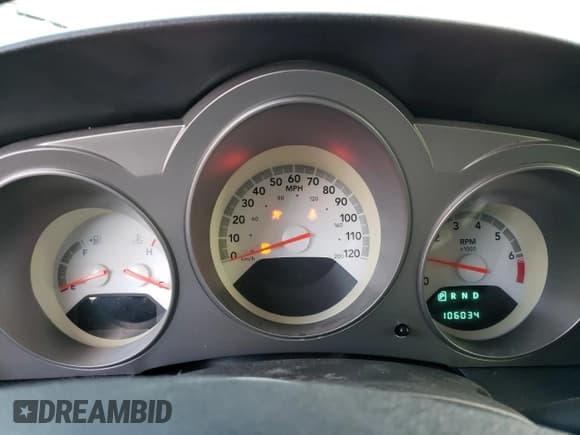 ✅ 2009 Dodge Avenger • VIN: 1B3LC46D39N546959 • Лот: 79556044. Опубликован ранее на Copart с пробегом 106 034 миль. Бесплатный доступ к архиву аукционных продаж из США и подробный отчёт об истории автомобиля на DreamBid. Изображение 9.