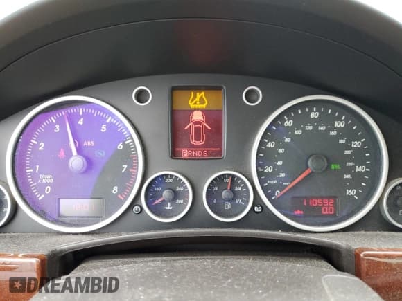 ✅ 2004 Volkswagen Touareg • VIN: WVGCM67L74D005050 • Lot: 62314225. Wystawiony na Copart z przebiegiem 110 592 mil. Bezpłatny archiwum sprzedaży aukcyjnych z USA i szczegółowy raport historii pojazdu na DreamBid. Zdjęcie 9.